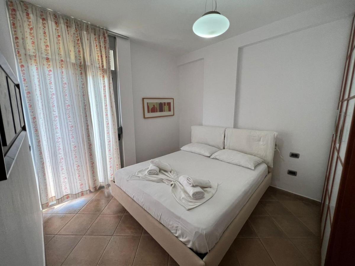 Leo Apartament Durrës Exterior foto