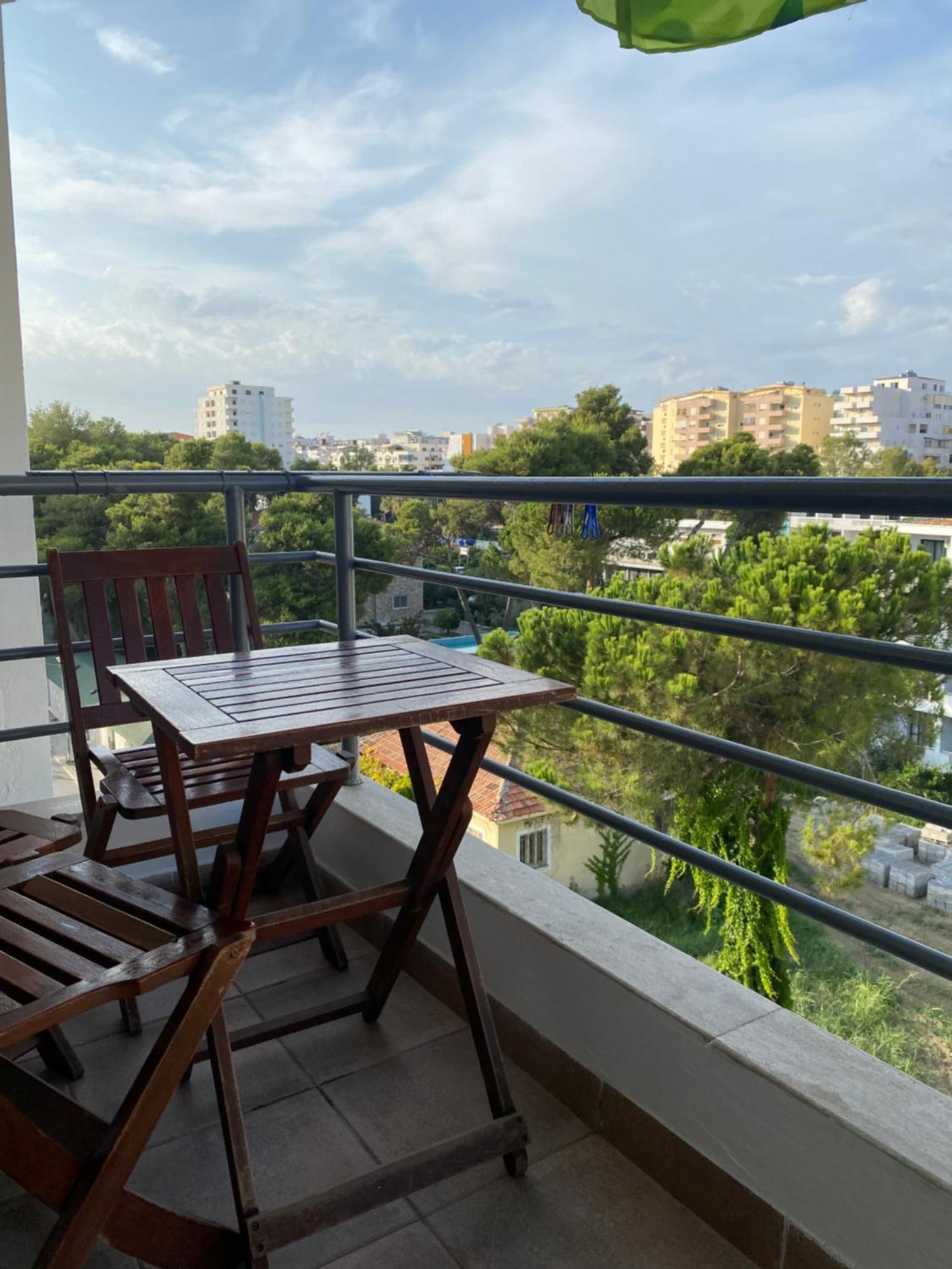 Leo Apartament Durrës Exterior foto